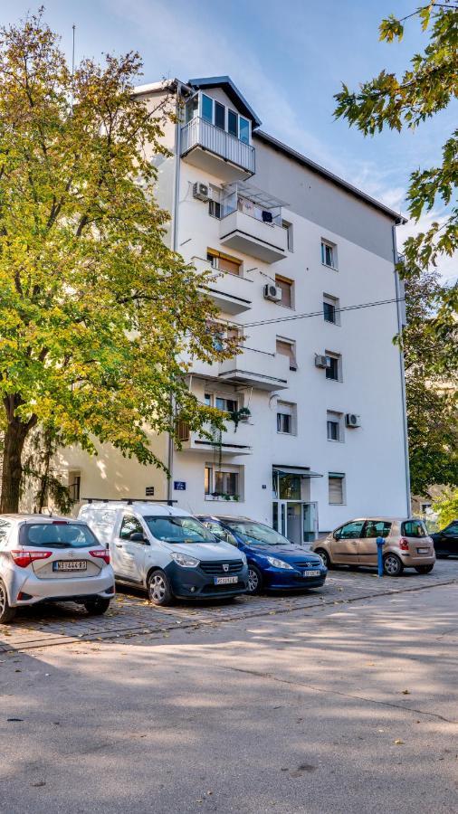 Spa Apartment Yang - Hot Tub, Sauna, Spa Novi Sad Exterior photo